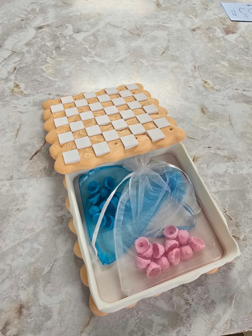 Ice Cream Sandwich Checkers